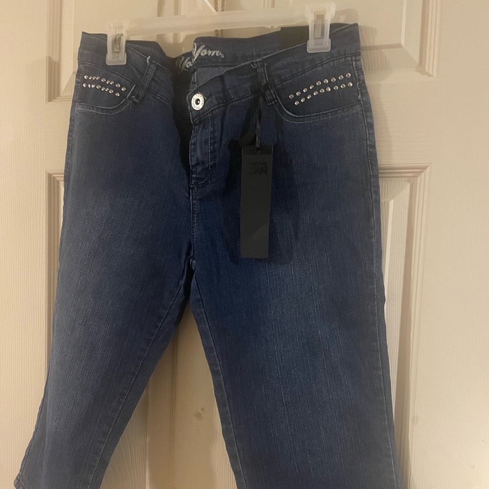 Junior’s capris